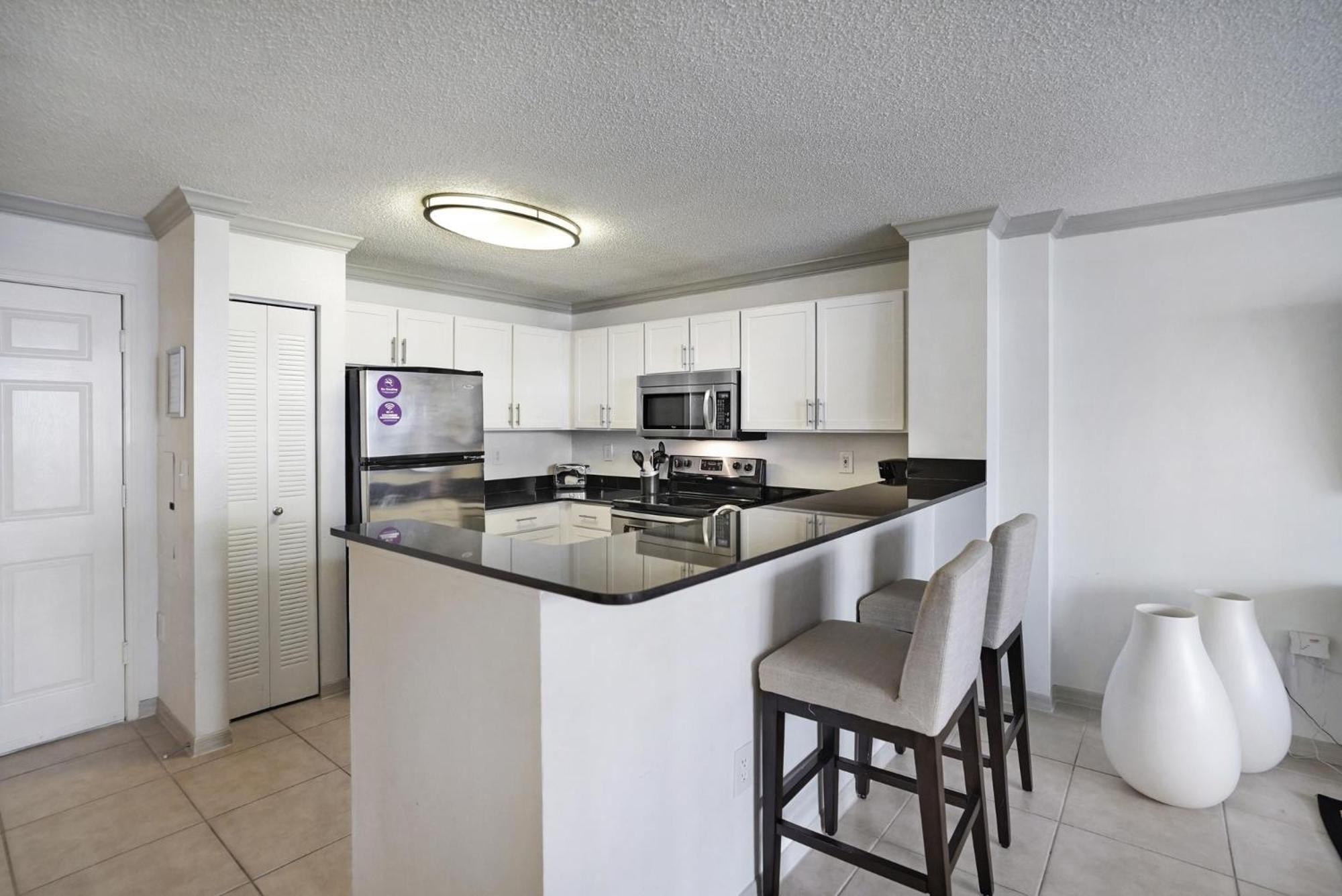 Dharma Home Suites Coral Gables At Gables Grand Plaza Miami Chambre photo
