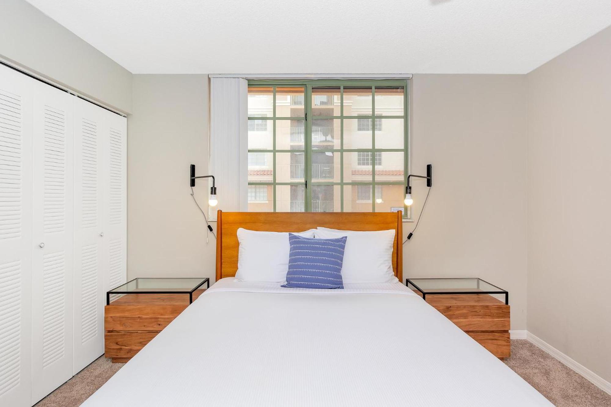 Dharma Home Suites Coral Gables At Gables Grand Plaza Miami Chambre photo