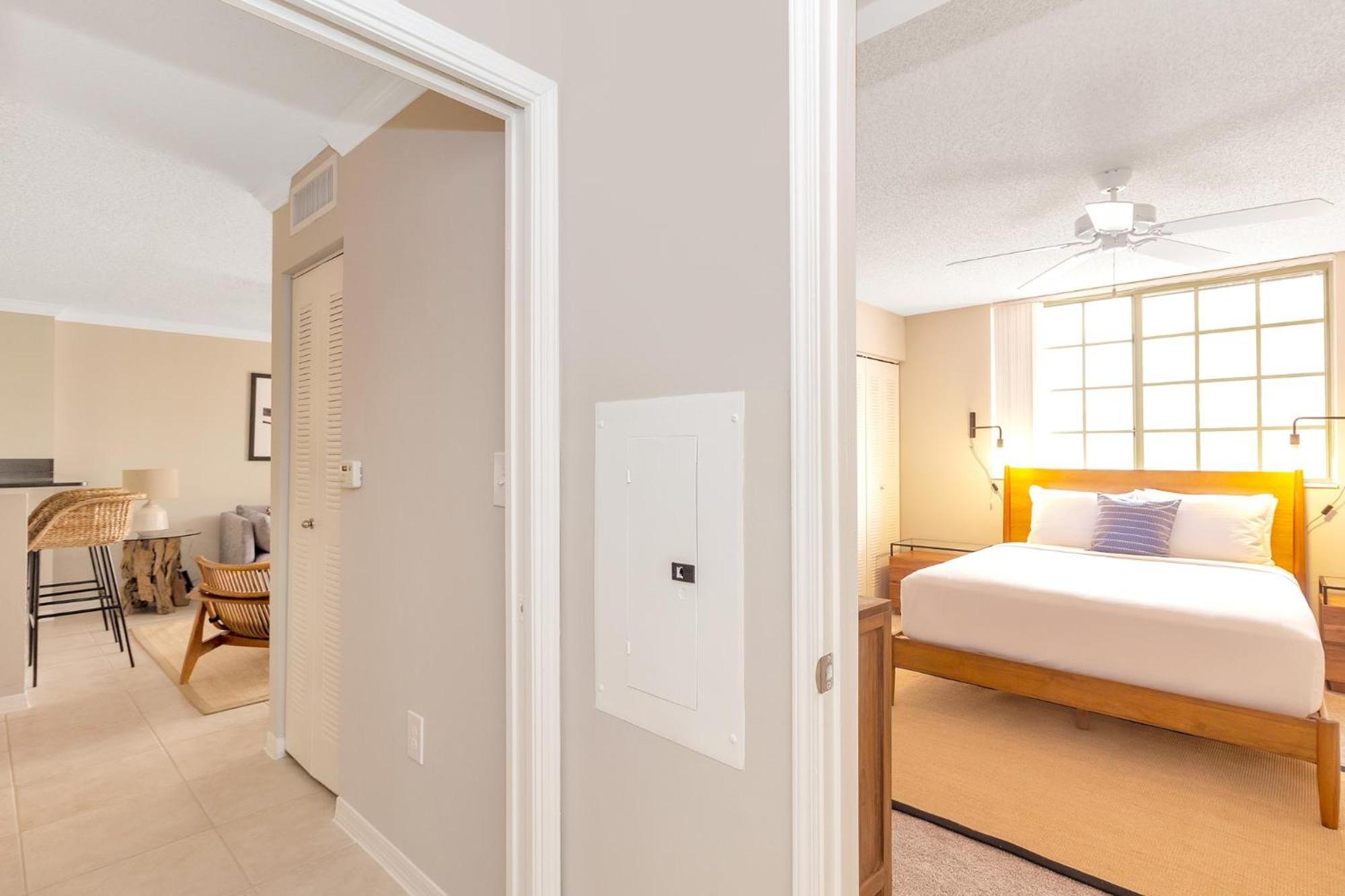 Dharma Home Suites Coral Gables At Gables Grand Plaza Miami Chambre photo